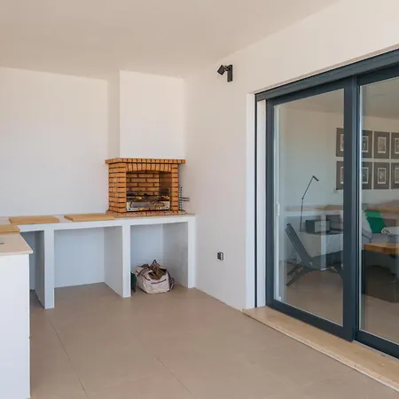 Casa Evangeline, Luxury With Ocean View Vila