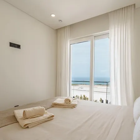 Casa Evangeline, Luxury With Ocean View * Lourinha (Lisbon)